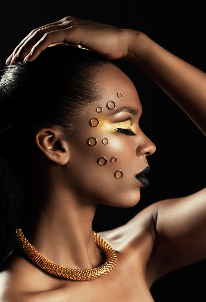 Artistic Make up